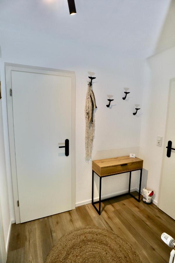 Fewo Friesenbude Nessmersiel, Garten, Wallbox, Bettwaesche Inclusive, Bagian luar foto